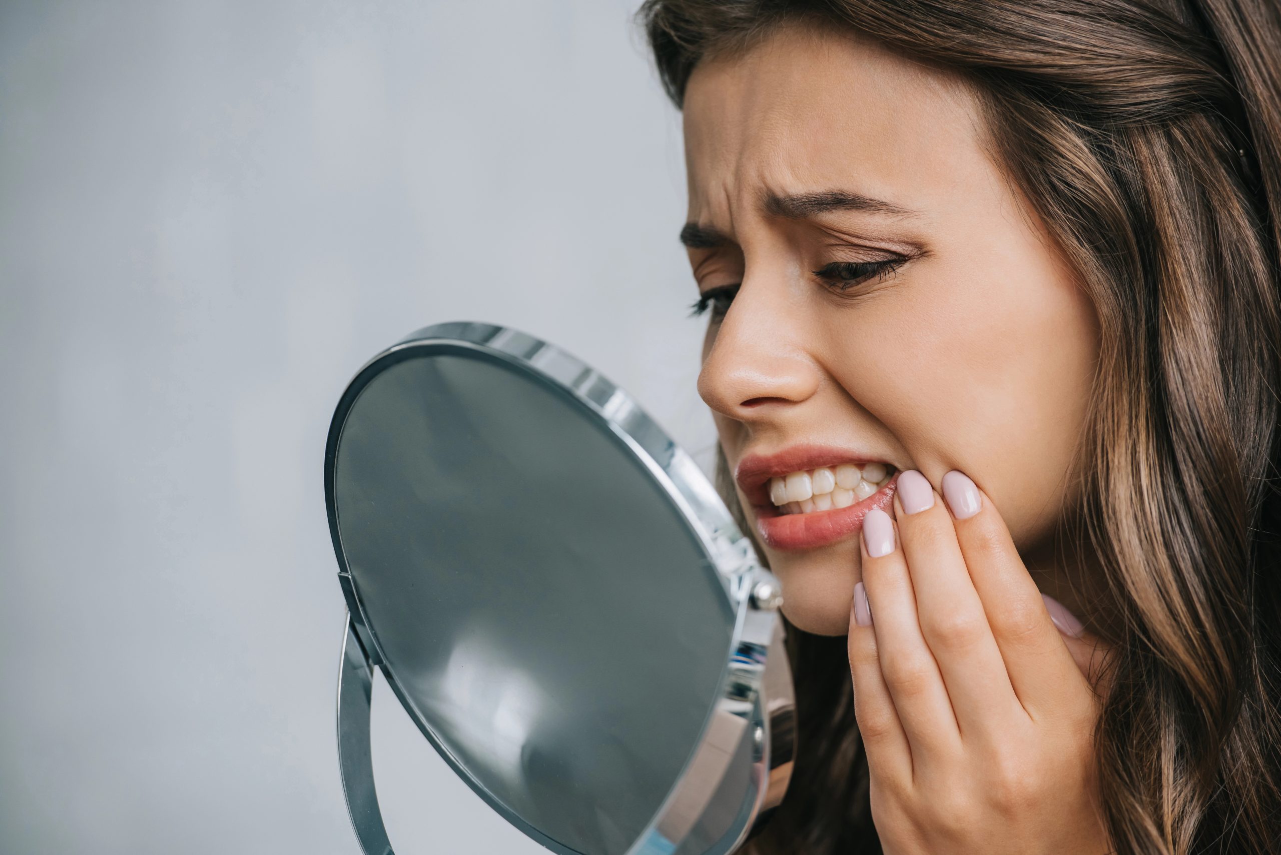 Emergency Tooth Extraction When and Why You Might Need It